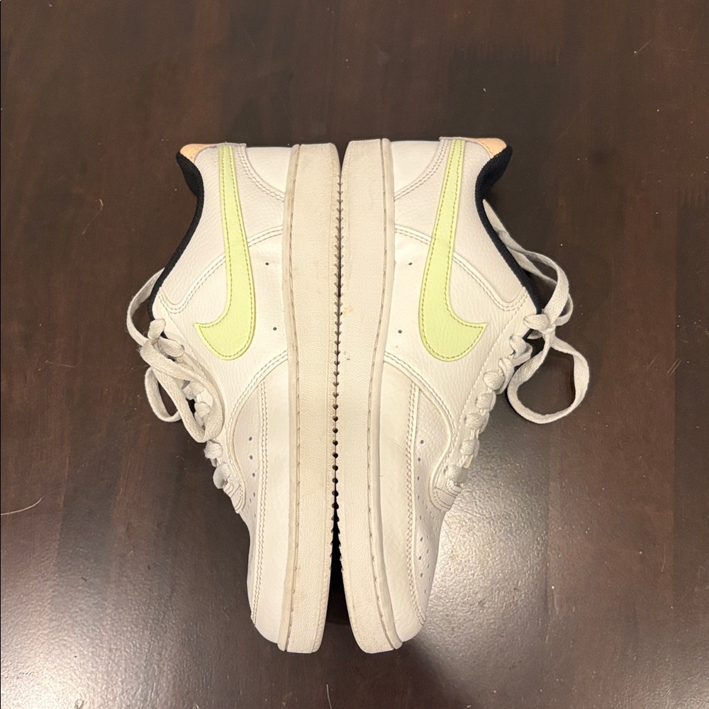 Nike White and Lime Green Low-Top Sneakers